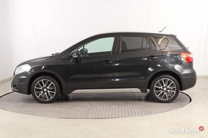 Używany Suzuki SX4 S-Cross 120 KM (88 kW) 2014 Czarny SUV
