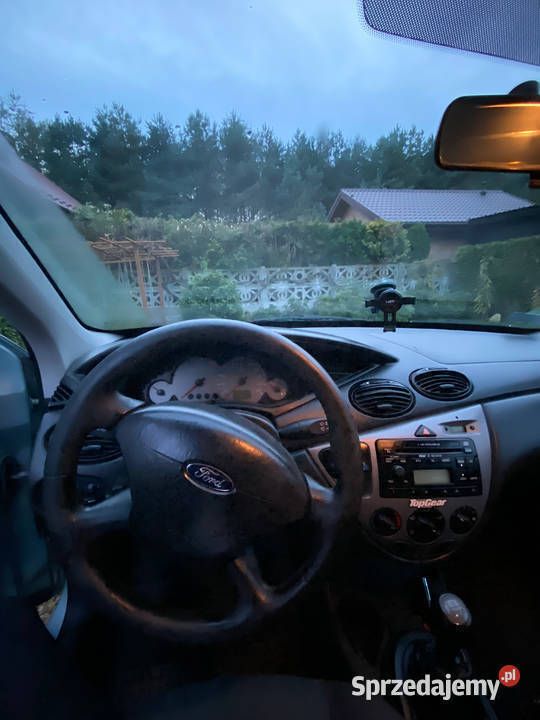Używany Ford Focus 2003 Srebrny Sedan/Limuzyna
