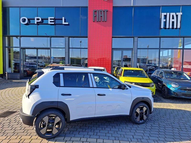 Nowe Fiat Grande Panda La Prima 110 KM (80 kW) 2025 Lakier pastelowy biały gelato Hatchback