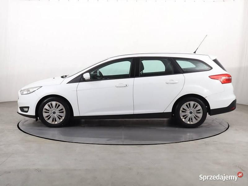 Używany Ford Focus 2017 Biały Kombi