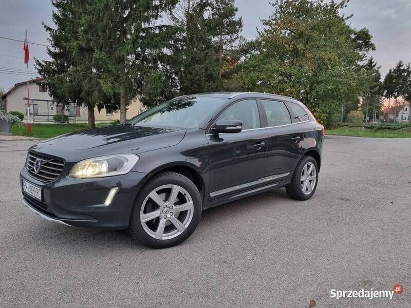 Używany Volvo XC60 2015 Grafitowy SUV
