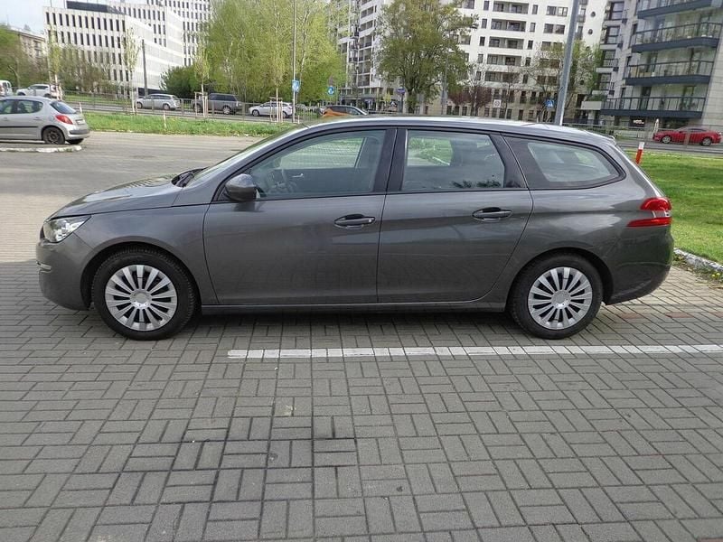 Używany Peugeot 308 2017 Szary Kombi