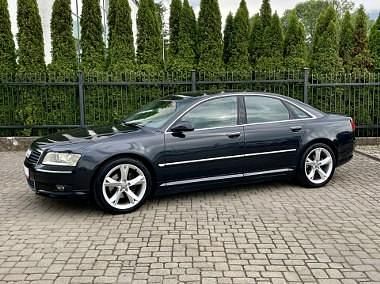 Używany Audi A8 233 KM (171 kW) 2005 Granatowy Sedan/Limuzyna