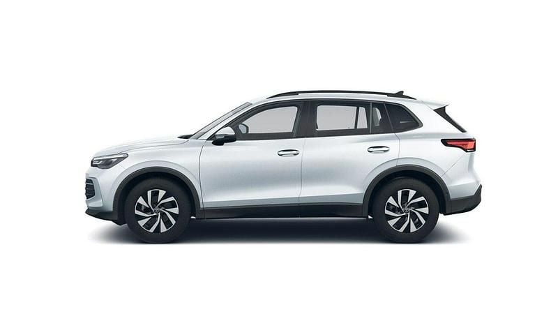 Nowe VW Tiguan 131 KM (96 kW) 2025 Srebrny (metalik) SUV