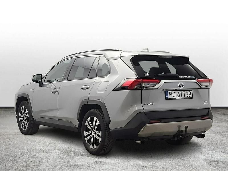 Używany Toyota RAV4 Comfort 2021 Srebrny SUV