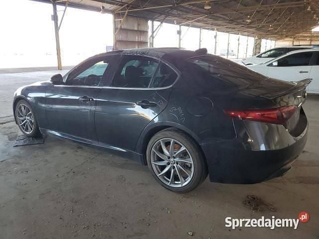 Używany 2017 Alfa Romeo Giulia | 35 500 zł (Dobra cena) - Obraz 1/4