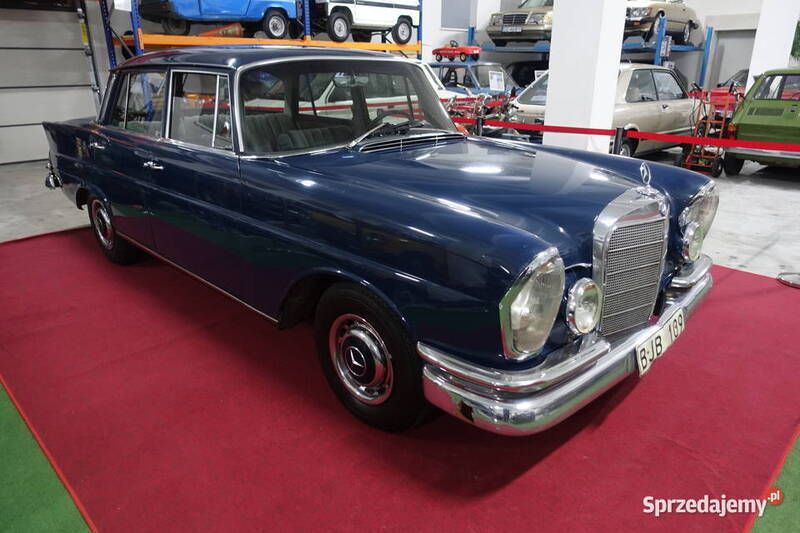 Używany 1963 Mercedes W111 | 36 000 zł - Obraz 1/4