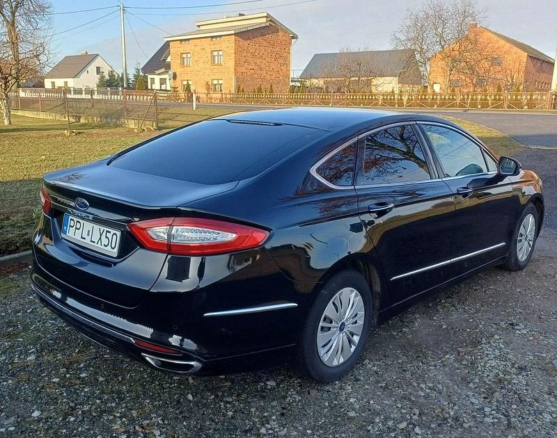 Używany Ford Mondeo Vignale 180 KM (132 kW) 2016 Czarny Sedan/Limuzyna