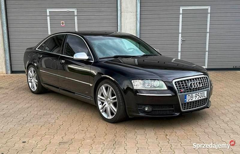 Czarny Używany 2006 Audi S8 Comfort Sedan/Limuzyna | 64 999 zł - Obraz 1/4