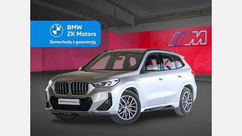 Srebrny space metalizowany Używany 2025 BMW X1 Luxury Line SUV | 172 900 zł (Dobra cena) - Obraz 1/3