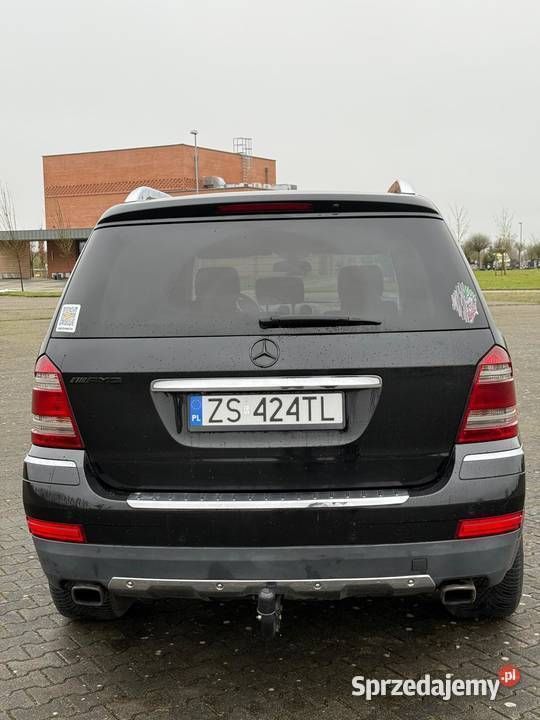 Czarny Używany 2009 Mercedes GL350 AMG SUV | 65 000 zł - Obraz 1/4