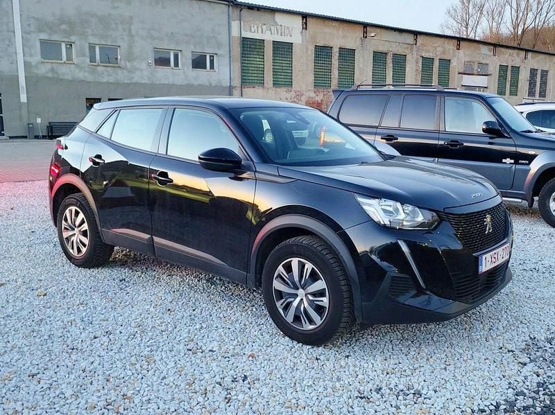 Używany Peugeot 2008 101 KM (74 kW) 2021 Czarny SUV