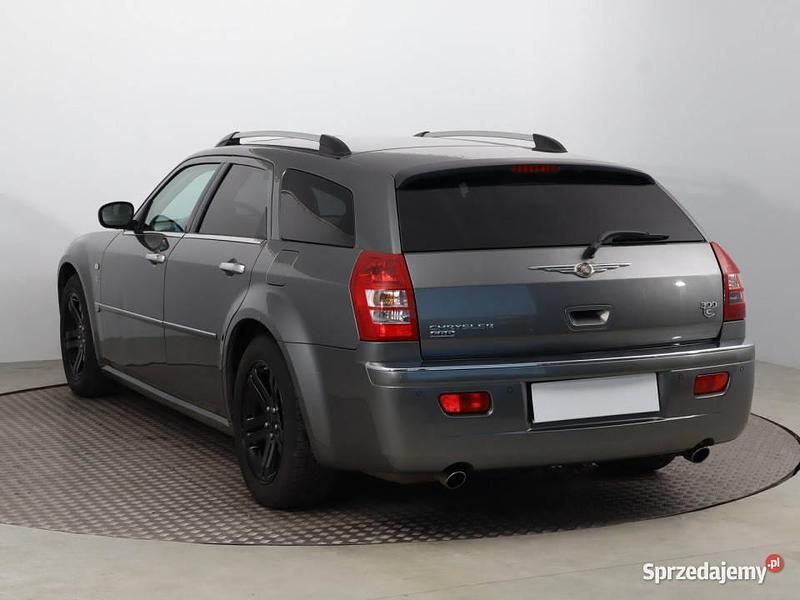 Używany Chrysler 300C 218 KM (160 kW) 2006 Szary Kombi
