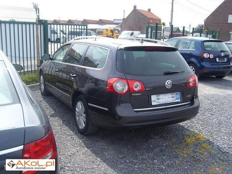 Brązowy (metalik) Używany 2007 VW Passat Sedan/Limuzyna | 45 788 zł - Obraz 1/1