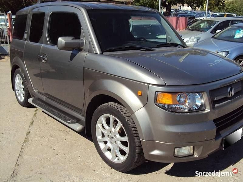 Złoty Używany 2007 Honda Element SUV | 38 800 zł - Obraz 1/4
