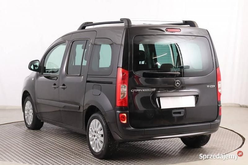 Używany Mercedes Citan 111 2018 Czarny Pickup