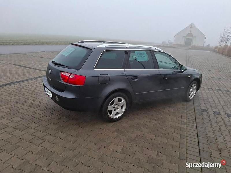 Używany Seat Exeo 2010 Szary Kombi