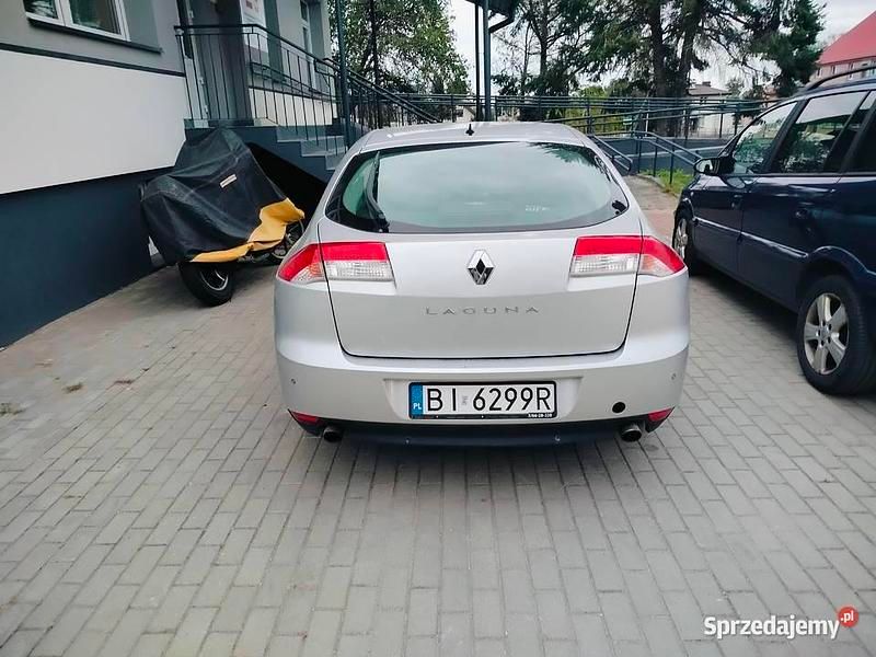 Srebrny Używany 2010 VW Touareg SUV | 10 000 zł - Obraz 1/4