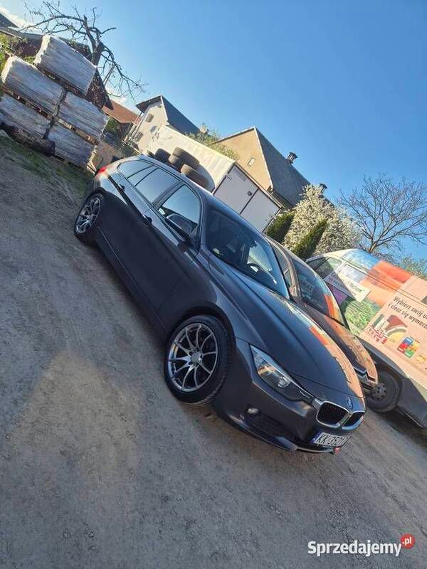 Używany 2013 BMW 318 | 37 000 zł (Drogi) - Obraz 1/4