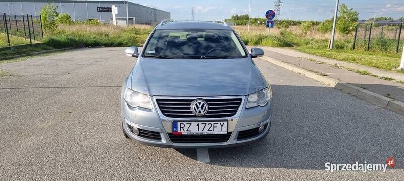 Używany 2010 VW Passat Highline Kombi | 13 500 zł (Dobra cena) - Obraz 1/4