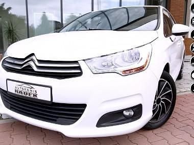 Biały Używany 2011 Citroën C4 Hatchback | 16 999 zł (Uczciwa cena) - Obraz 1/4