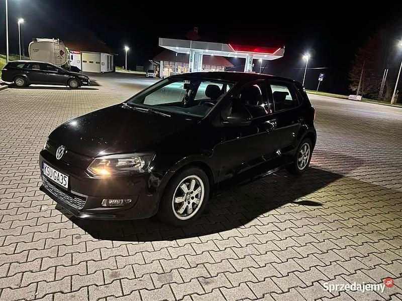 Czarny Używany 2010 VW Polo Hatchback | 12 500 zł (Uczciwa cena) - Obraz 1/4