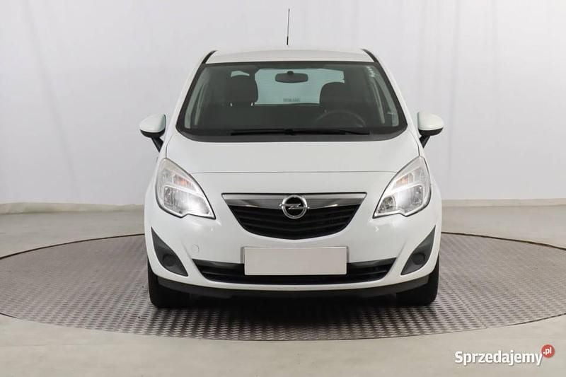 Biały Używany 2010 Opel Meriva Minivan | 13 999 zł (Uczciwa cena) - Obraz 1/4