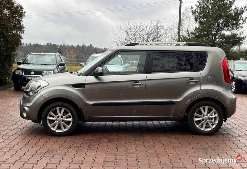 Używany Kia Soul 140 KM (102 kW) 2012 Beżowy SUV