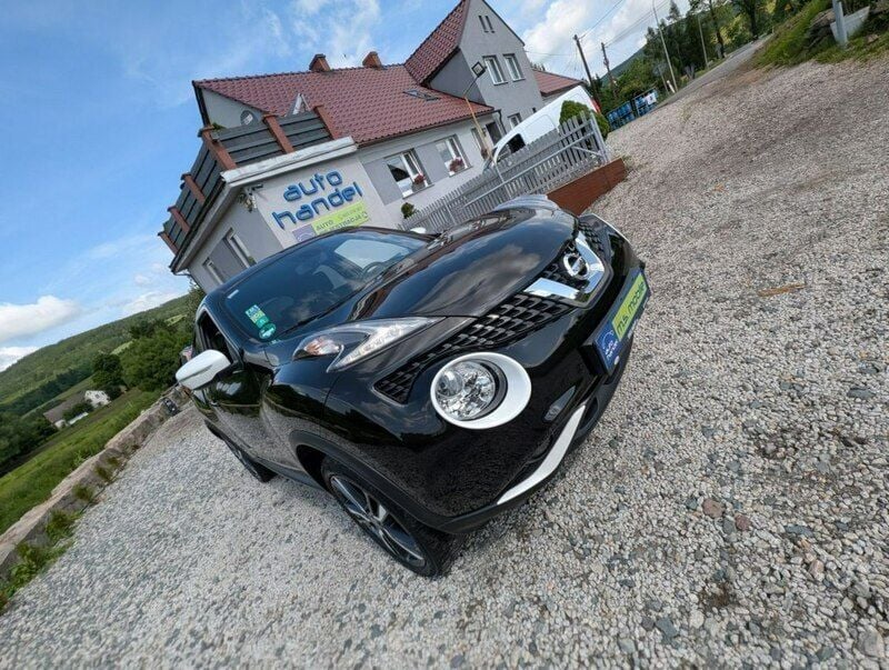 Czarny (metalik) Używany 2016 Nissan Juke SUV | 39 900 zł (Uczciwa cena) - Obraz 1/4