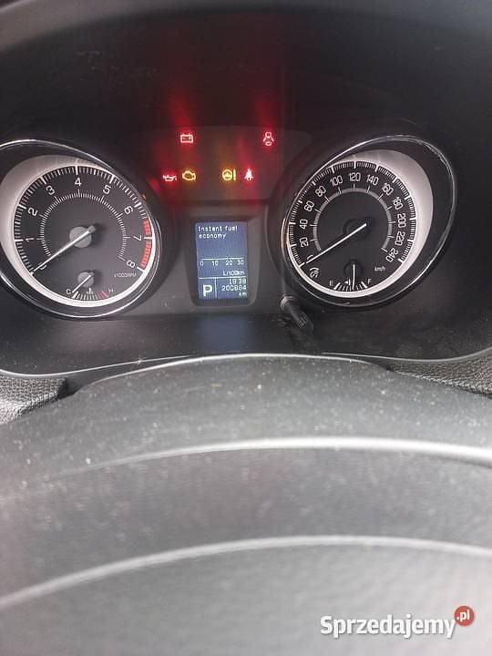 Używany 2011 Suzuki Kizashi Sedan/Limuzyna | 29 900 zł - Obraz 1/4