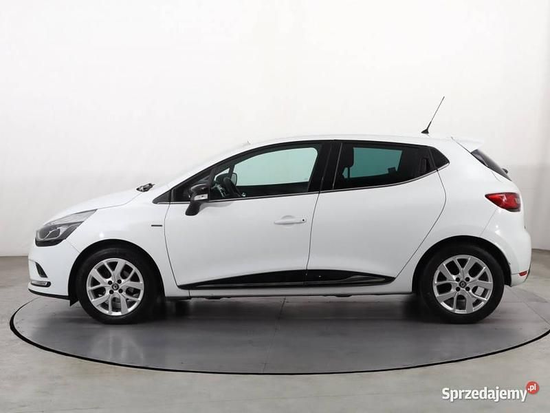 Używany Renault Clio IV 2018 Biały Hatchback
