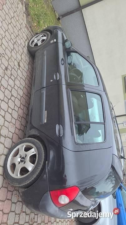 Używany Renault Clio II 2003 Czarny Sedan/Limuzyna