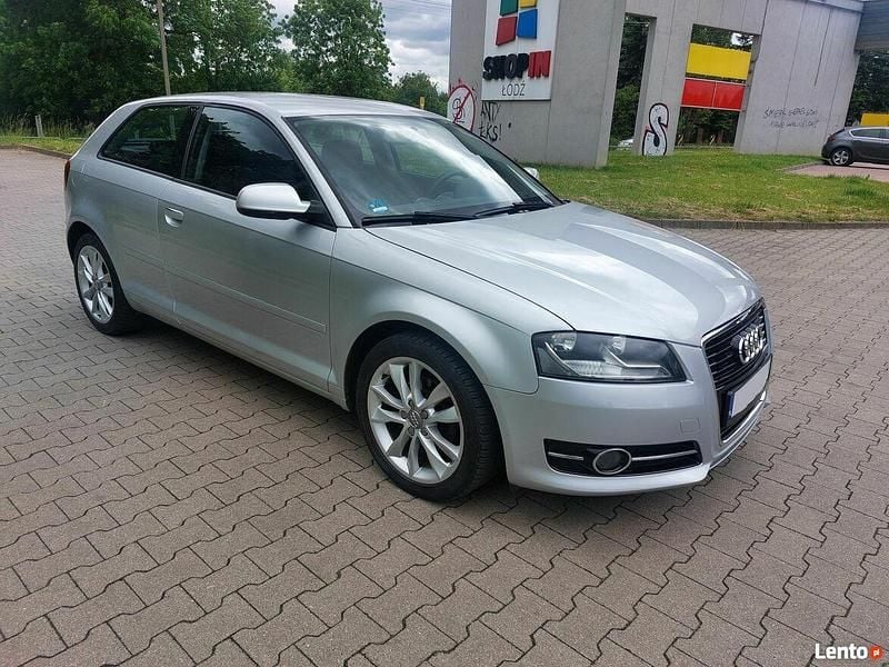 Używany Audi A3 2011 Srebrny Hatchback