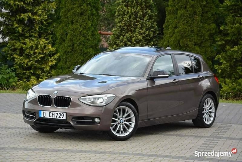 Brązowy Używany 2014 BMW 120 Sport Line Hatchback | 45 900 zł (Super Cena) - Obraz 1/4