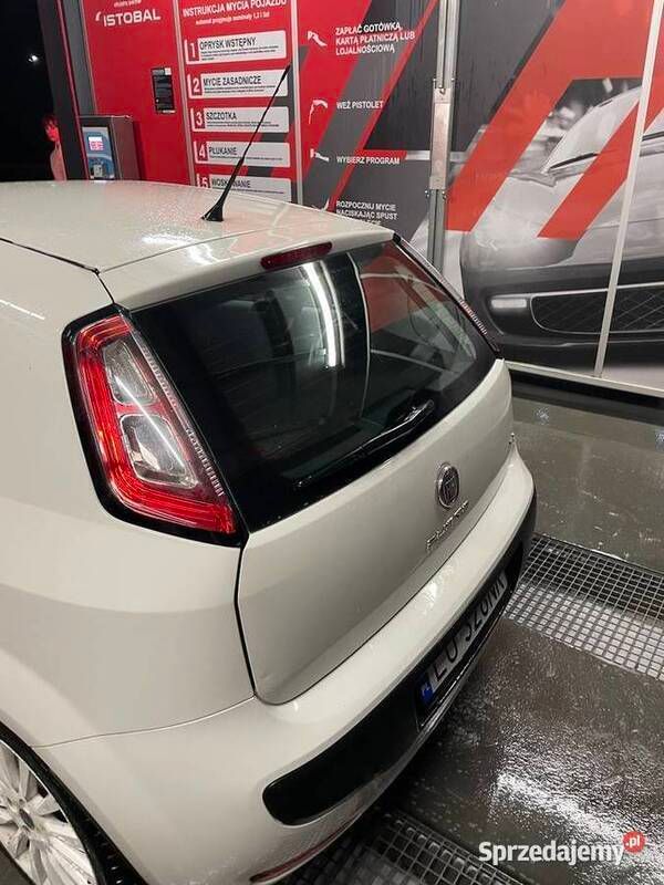 Biały Używany 2011 Fiat Punto Evo Hatchback | 13 000 zł - Obraz 1/4