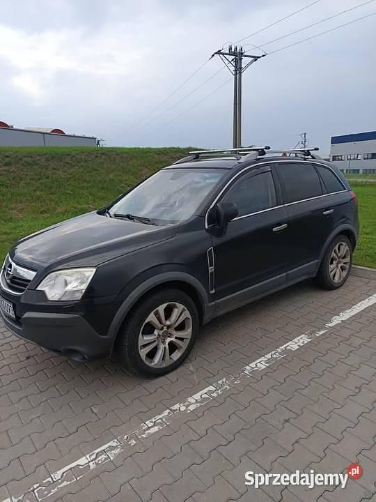 Czarny Używany 2009 Opel Antara SUV | 14 900 zł (Dobra cena) - Obraz 1/4