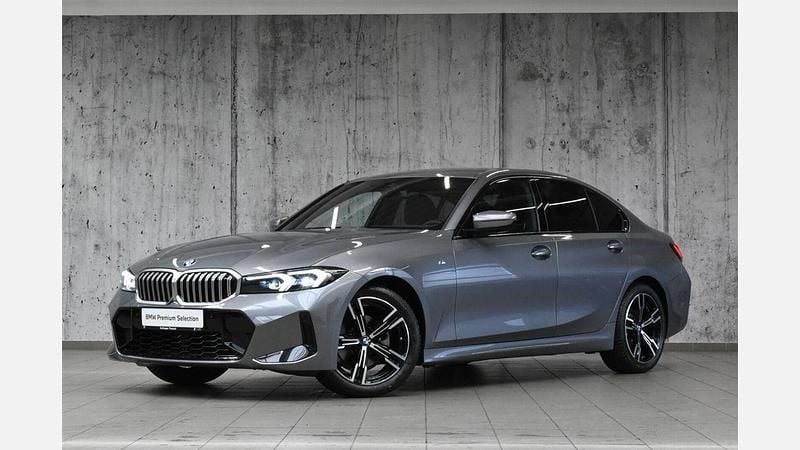 Szary skyscraper metalizowany Używany 2024 BMW 320 Comfort Edition Sedan/Limuzyna | 194 900 zł (Drogi) - Obraz 1/3