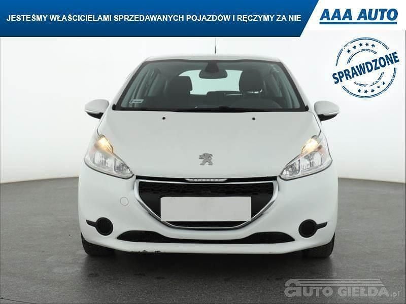 Używany Peugeot 208 2013 Biały Hatchback