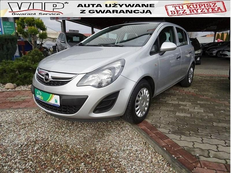 Używany Opel Corsa 85 KM (62 kW) 2014 Srebrny Hatchback