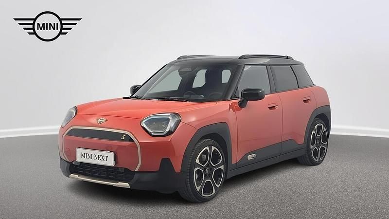 Używany Mini Aceman 160 kW (218 KM) 2024 Rebel red metalizowany SUV