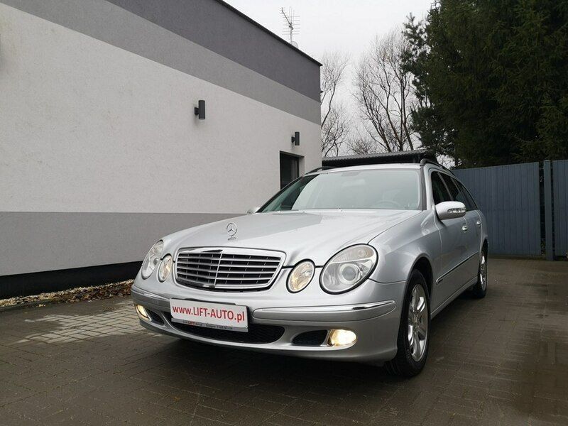 Srebrny Używany 2006 Mercedes E280 Kombi | 21 900 zł - Obraz 1/4