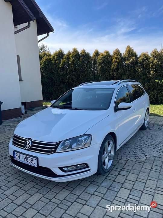 Biały Używany 2013 VW Passat Kombi | 31 900 zł (Uczciwa cena) - Obraz 1/4