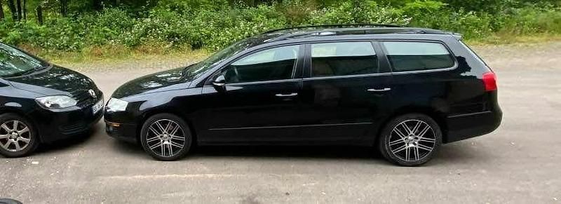 Używany VW Passat 2009 Czarny Kombi