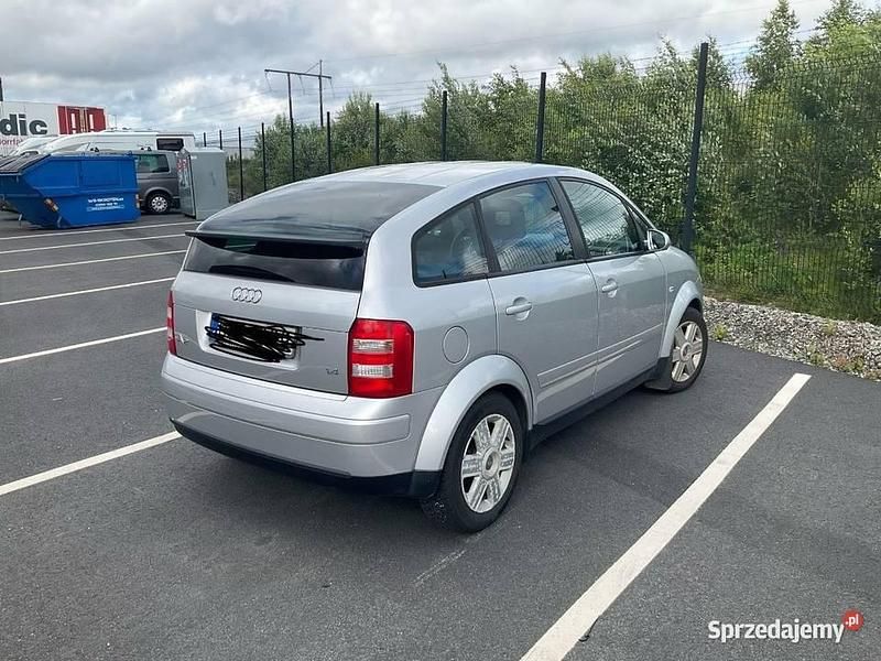 Srebrny Używany 2004 Audi A2 Hatchback | 3900 zł - Obraz 1/4