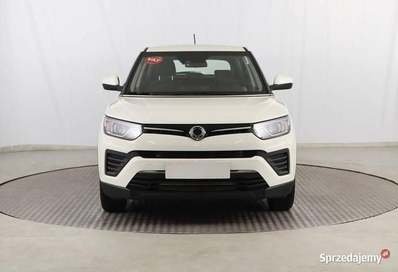 Biały Używany 2021 Ssangyong Tivoli SUV | 61 999 zł (Uczciwa cena) - Obraz 1/4