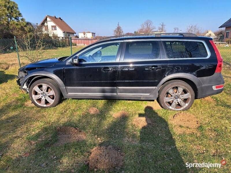 Używany Volvo XC70 2011 Czarny SUV