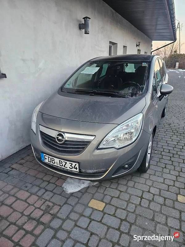 Używany Opel Meriva 2012 Szary Minivan