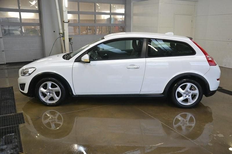 Używany Volvo C30 112 KM (82 kW) 2012 Biały Hatchback