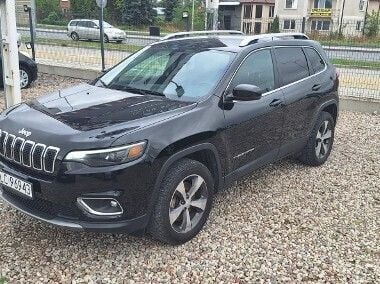 Czarny Używany 2019 Jeep Cherokee SUV | 89 800 zł (Dość drogi) - Obraz 1/4