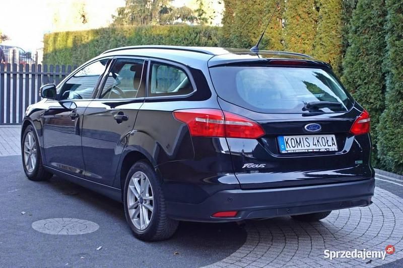Używany Ford Focus 125 KM (91 kW) 2015 Czarny Kombi